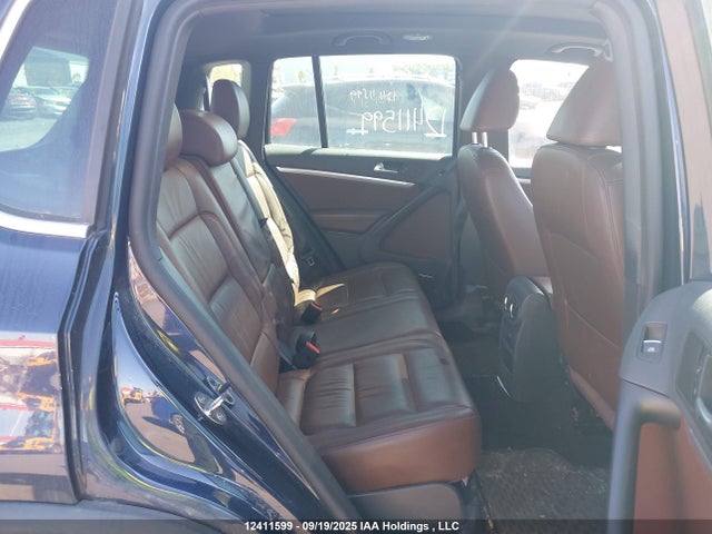 WVGLV7AX2HK026453 Volkswagen Tiguan