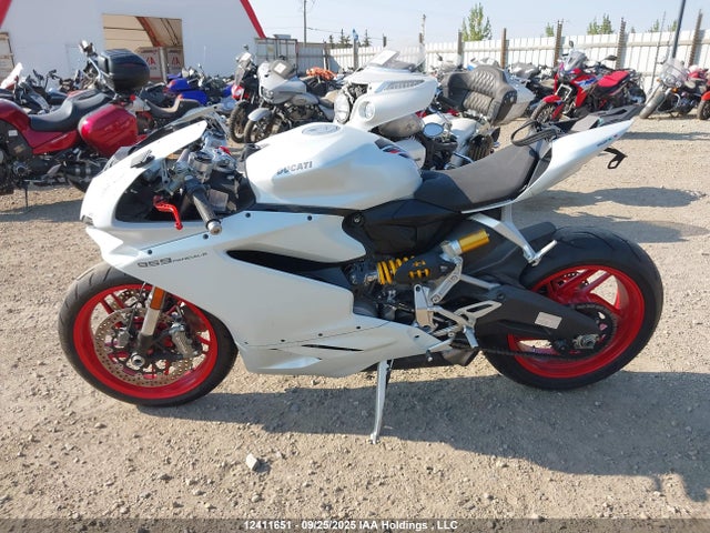Ducati 2017 2017 ZDM14B1W5HB005397 Image 13