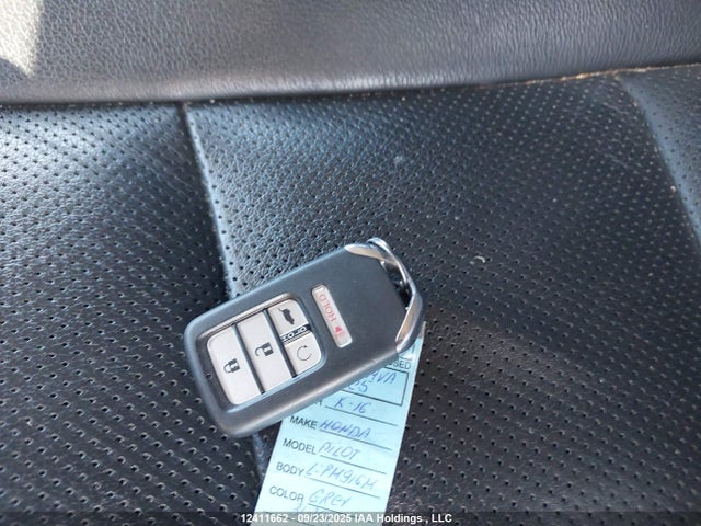 Honda j35y6 2018 5FNYF6H98JB502040 Image 11