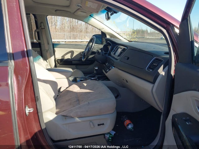 12411700 :رقم المزاد ، KNDMC5C15K6442816 vin ، 2019 Kia Sedona Ex/sx مزاد بيع