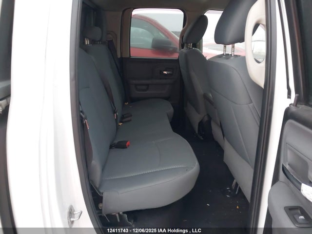 1C6RR7GMXFS524842 RAM 1500 Slt