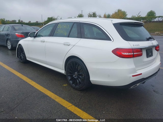 WDDZH6GB2HA237644 Mercedes-Benz m276