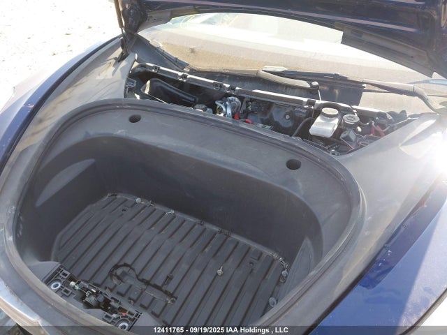 5YJ3E1EB0NF260342 Tesla MODEL 3