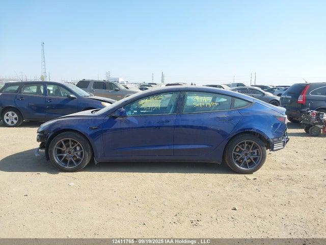 5YJ3E1EB0NF260342 Tesla MODEL 3