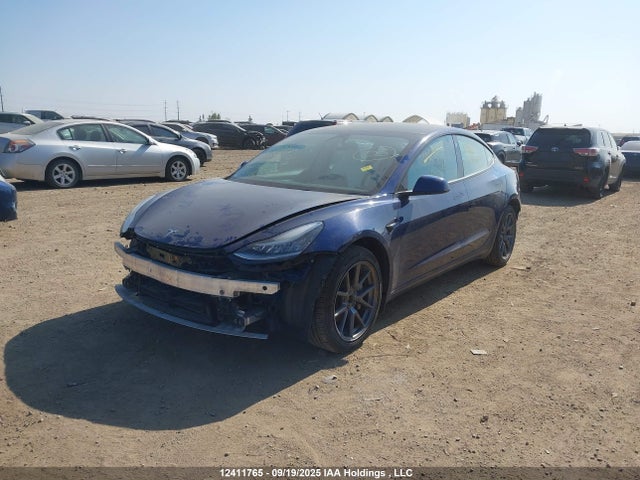 5YJ3E1EB0NF260342 Tesla MODEL 3
