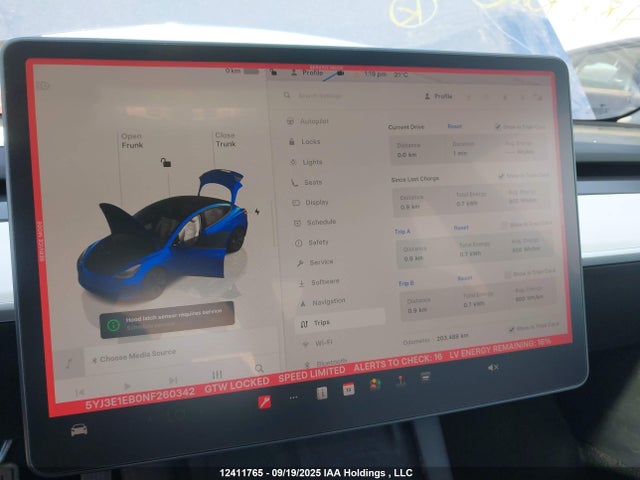 5YJ3E1EB0NF260342 Tesla MODEL 3