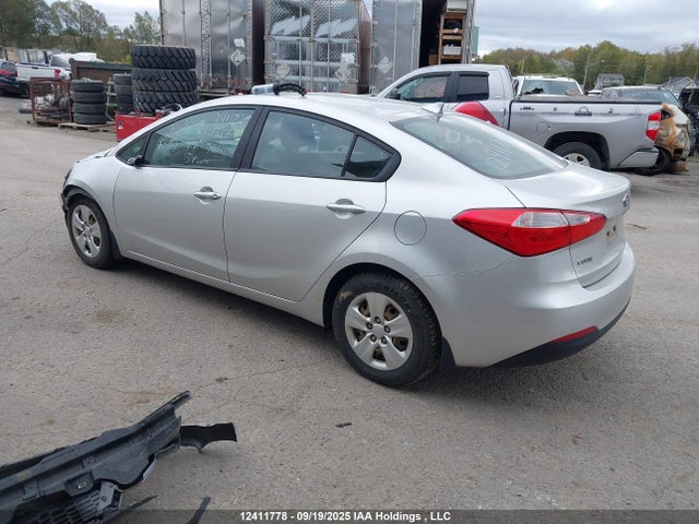 KIA dohc mpi nu 2015 KNAFK4A6XF5301530 Image 3