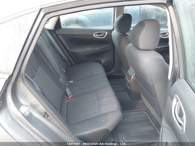 Nissan Sentra 2018 3N1AB7AP8JY201836 Image 8