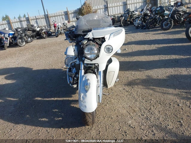 INDIAN MOTORCYCLE CO. 2019 2019 56KTRAAA7K3379882 Image 5