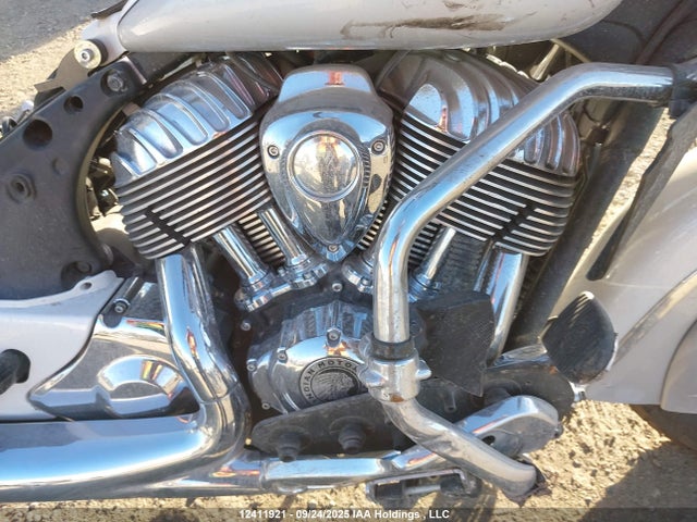 INDIAN MOTORCYCLE CO. 2019 2019 56KTRAAA7K3379882 Image 8