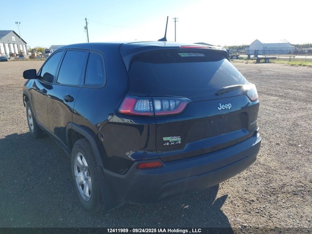 1C4PJMAB8KD446265 Jeep 2019