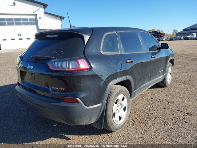 1C4PJMAB8KD446265 Jeep 2019