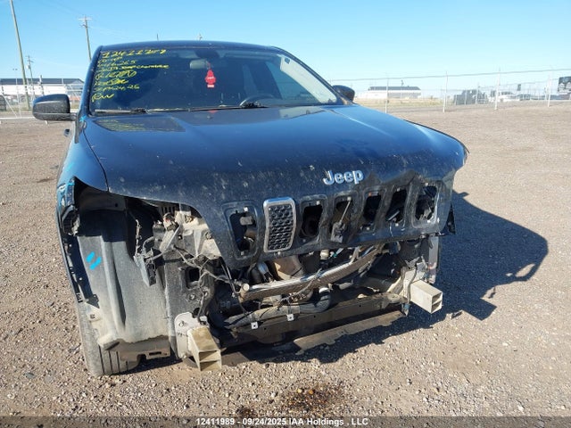 1C4PJMAB8KD446265 Jeep 2019
