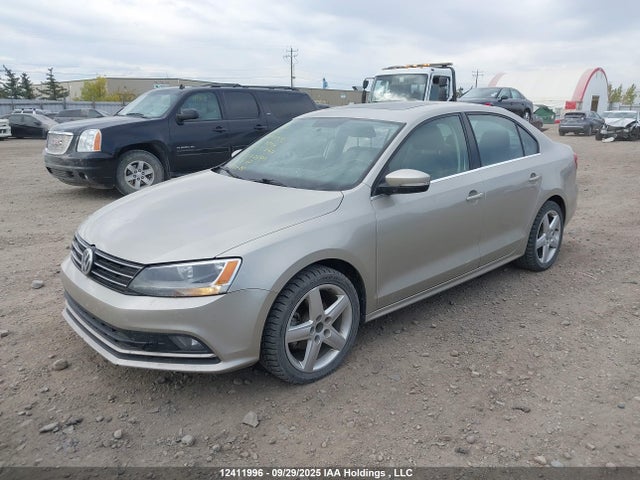 3VWL07AJ1FM231294 Volkswagen 2015