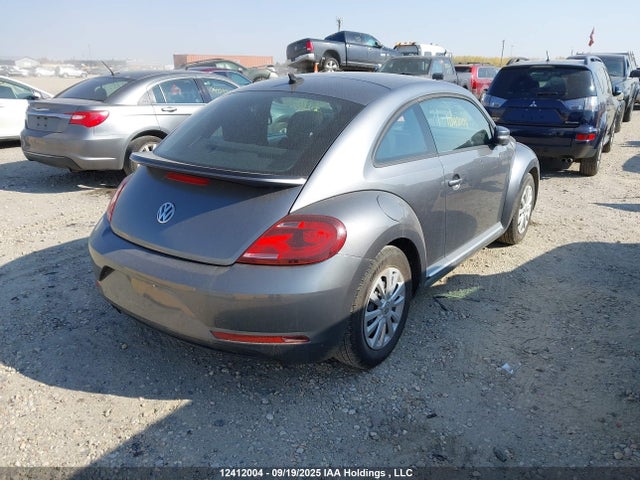 3VWJ17AT1HM615746 Volkswagen 1.8 tsi