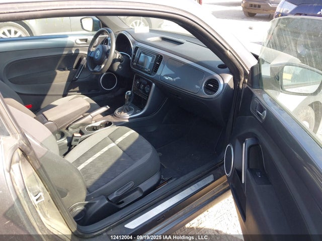 3VWJ17AT1HM615746 Volkswagen 1.8 tsi