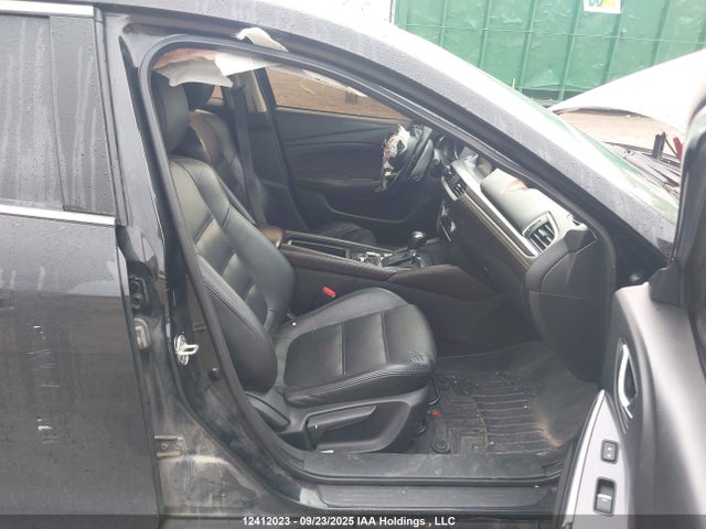 JM1GL1V50H1100606 Mazda py