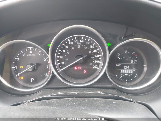 JM1GL1V50H1100606 Mazda py