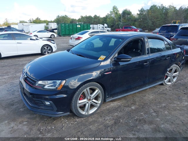 3VW5S7AJ9GM220015 Volkswagen 2016