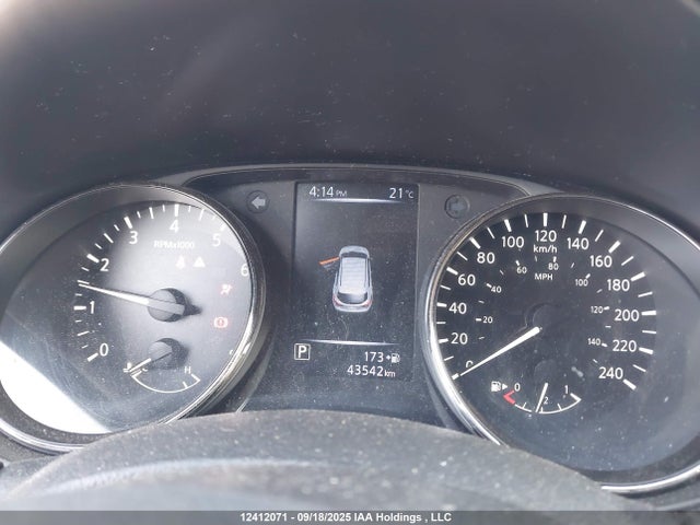 JN1BJ1CR5JW285396 Nissan 2018