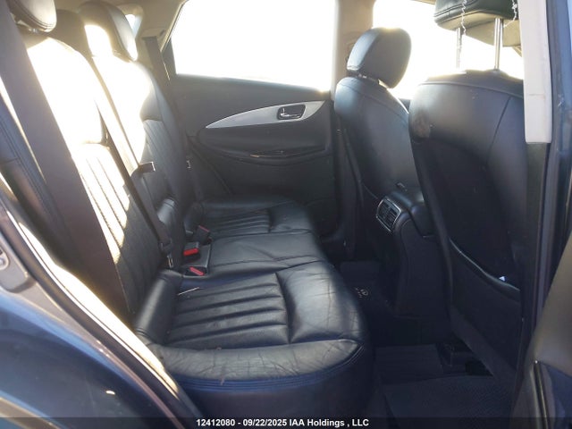 Infiniti 2015 2015 JN1BJ0HR4FM772885 Image 8
