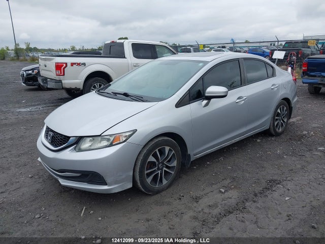 Honda r18z1 2014 2HGFB2E55EH025419 Image 2