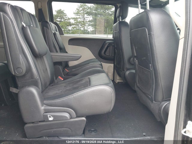 2C4RDGBG4KR740495 Dodge Grand Caravan Se
