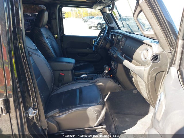 1C4HJXEG9KW590780 Jeep Wrangler Unlimited Sahara