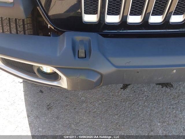 1C4HJXEG9KW590780 Jeep Wrangler Unlimited Sahara
