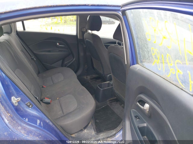KIA dohc gamma 2015 KNADM4A38F6432182 Image 8