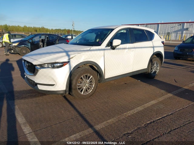 Mazda Cx-5 Touring 2018 JM3KFACM2J1301450 Image 2