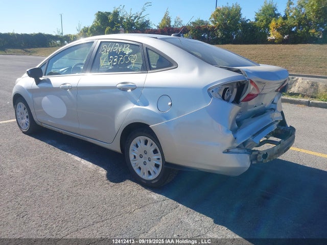 12412413 :رقم المزاد ، 3FADP4BJXEM237552 vin ، 2014 Ford Fiesta مزاد بيع