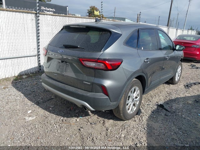 1FMCU9GNXSUA91003 Ford dragon gtdi
