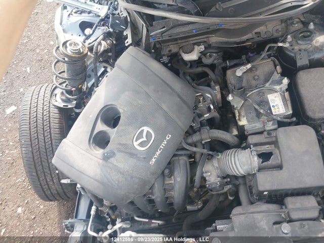 Mazda pe 2022 JM1DKDC72N1605828 Image 10