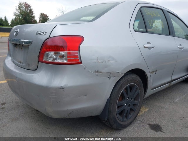 12412634 :رقم المزاد ، JTDBT4K33CL039988 vin ، 2012 Toyota Yaris مزاد بيع