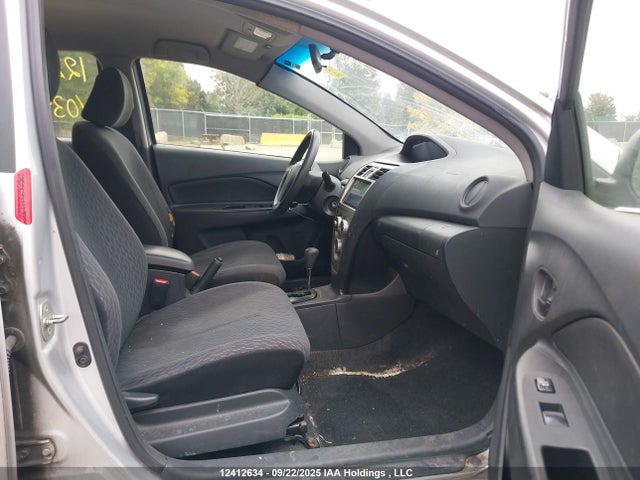 12412634 :رقم المزاد ، JTDBT4K33CL039988 vin ، 2012 Toyota Yaris مزاد بيع