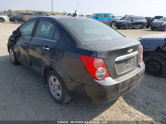 1G1JC5EHXE4189417 Chevrolet luw