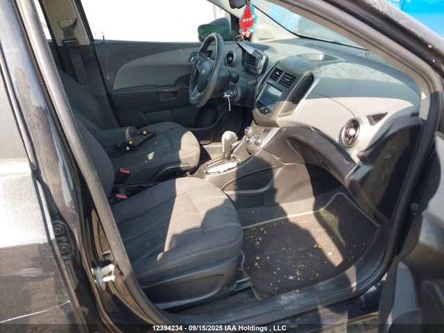 1G1JC5EHXE4189417 Chevrolet luw