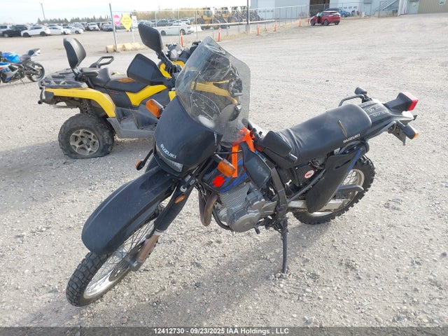 JS1SP46A9H2101690 Suzuki P409-