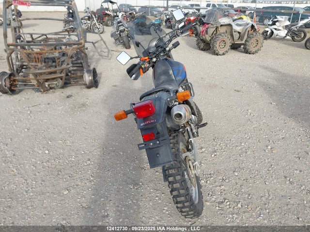 JS1SP46A9H2101690 Suzuki P409-