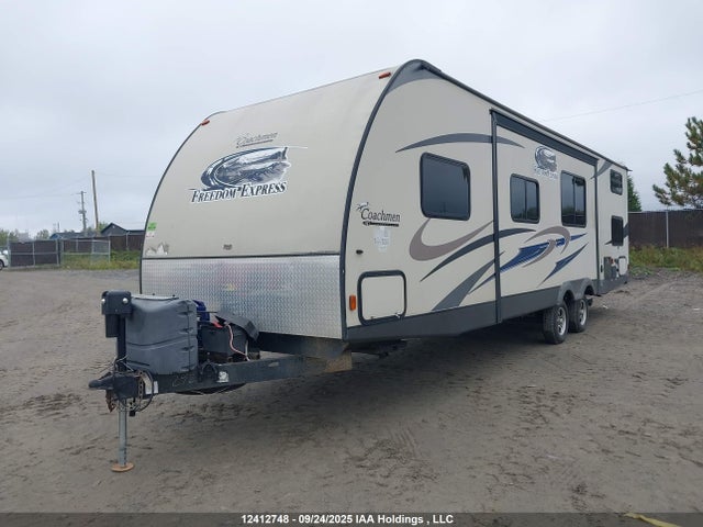 Coachmen 2015 2015 5ZT2FEUB2FA015908 Image 2