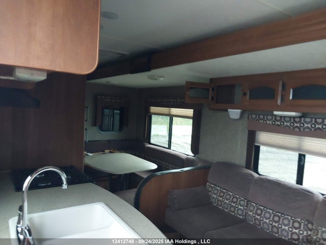 Coachmen 2015 2015 5ZT2FEUB2FA015908 Image 5