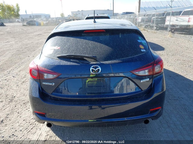 3MZBN1L73JM264091 Mazda pe
