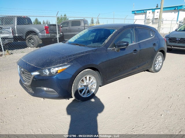 3MZBN1L73JM264091 Mazda pe
