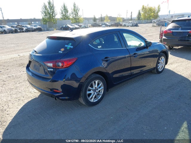 3MZBN1L73JM264091 Mazda pe