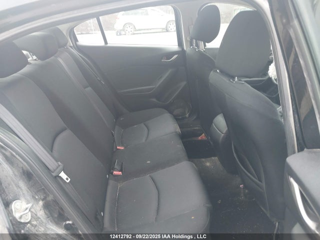 3MZBM1U78GM256935 Mazda pe