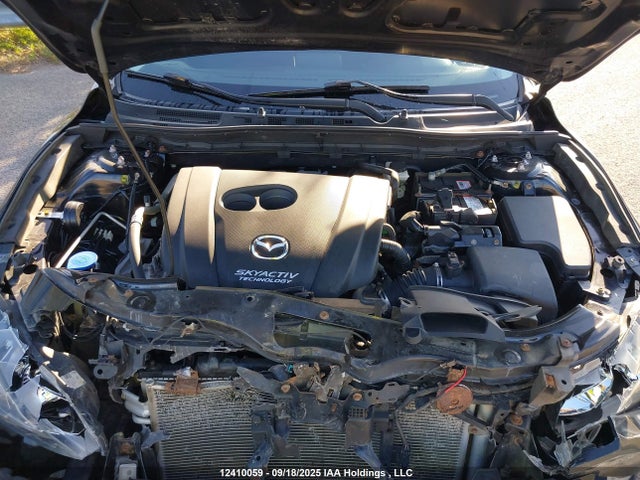 3MZBM1K72FM206114 Mazda pe