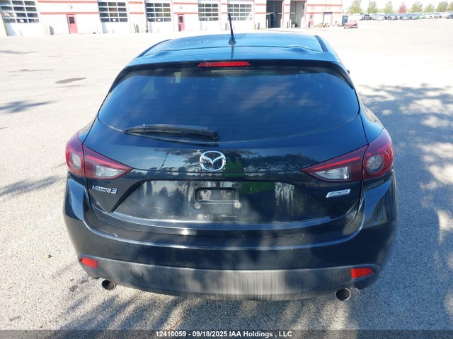 3MZBM1K72FM206114 Mazda pe