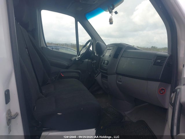 Mercedes-Benz 2016 2016 WD3BE7DD1GP212725 Image 5