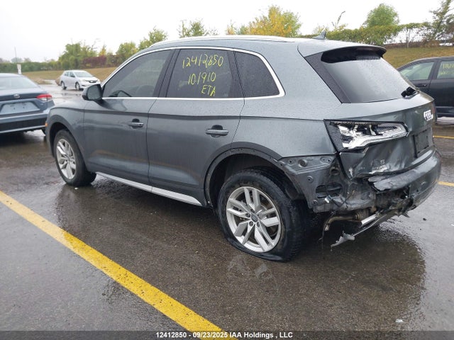 WA1ANAFY2K2101910 Audi Q5